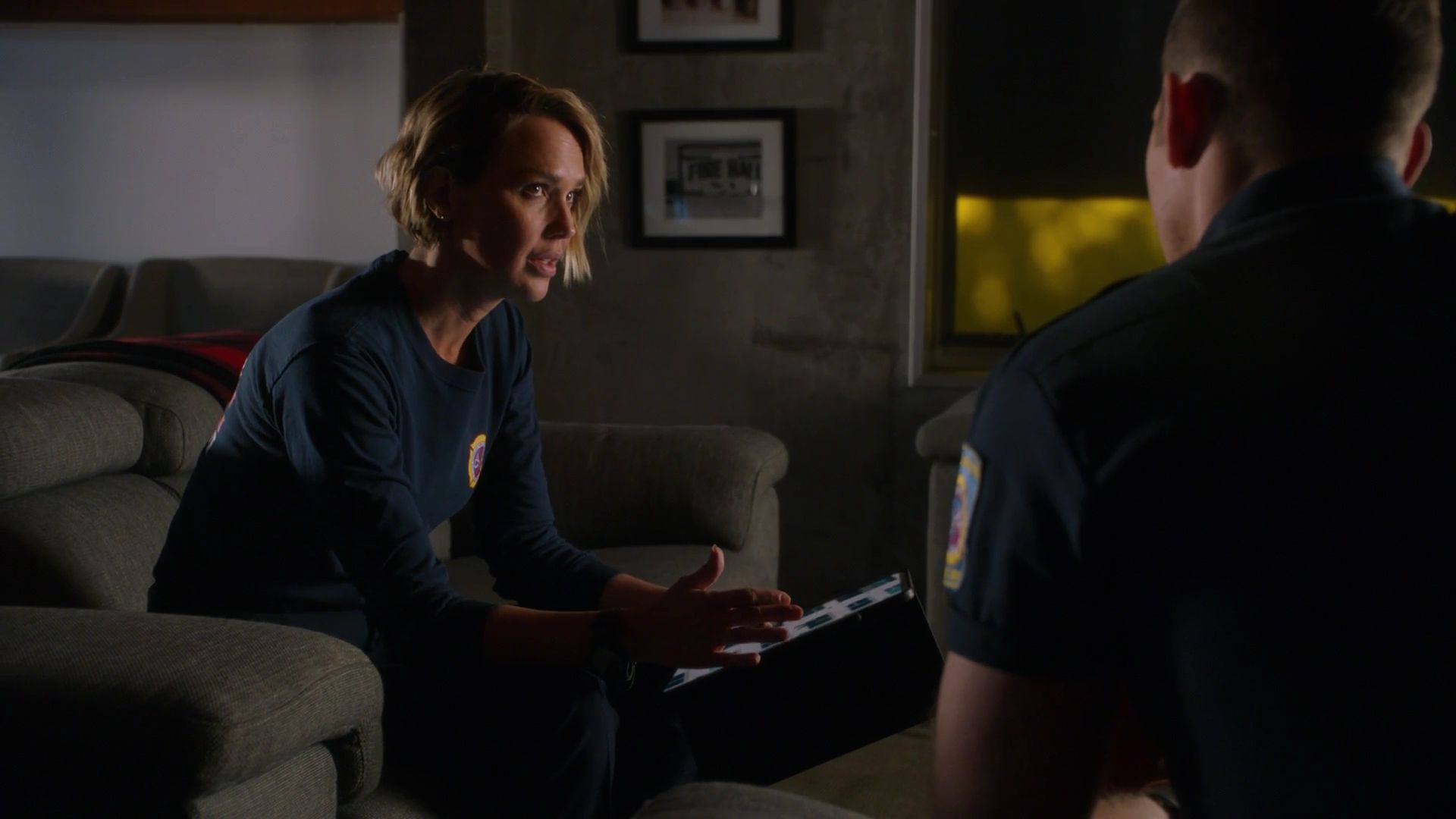 9-1-1-S05E14-111.jpg