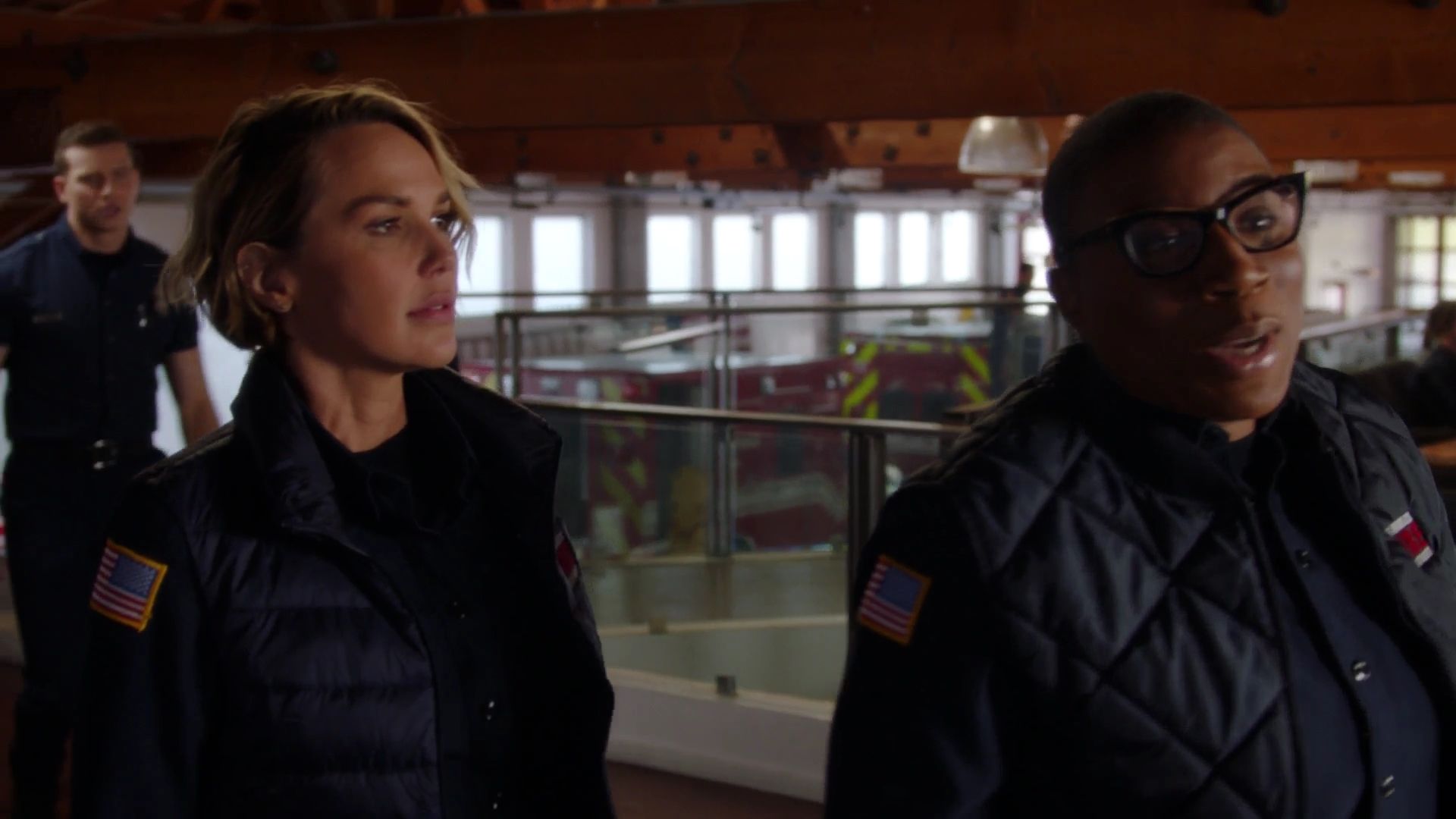 9-1-1-S05E14-181.jpg