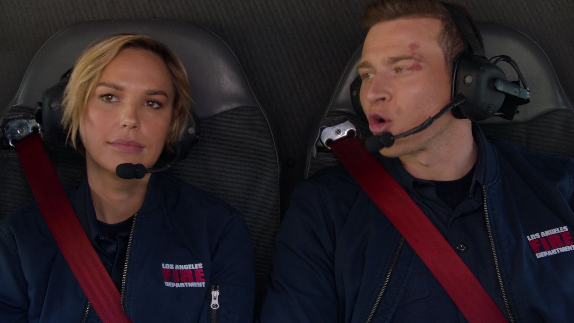 9-1-1-S05E15-054.jpg