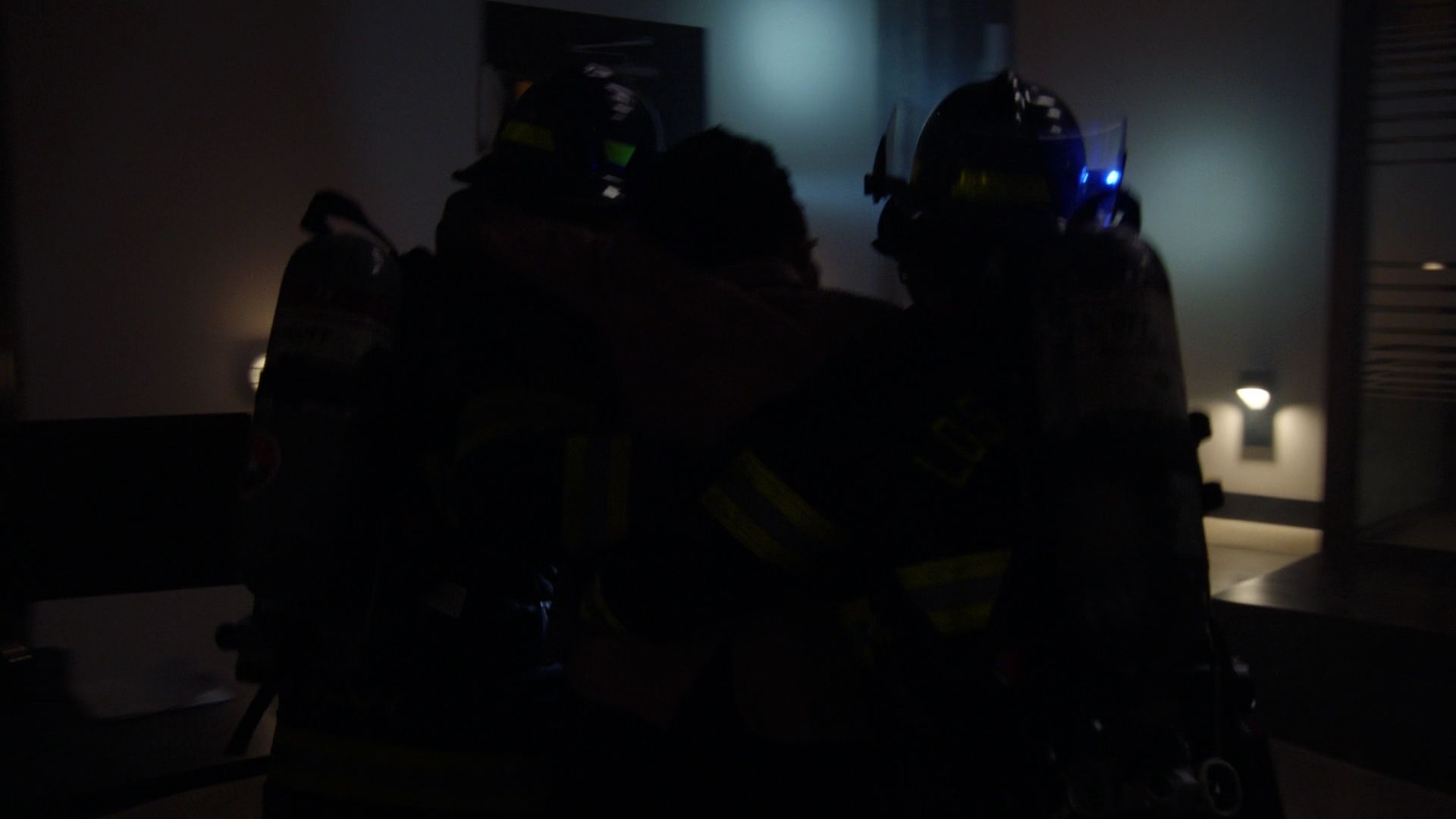 9-1-1-S05E16-026.jpg