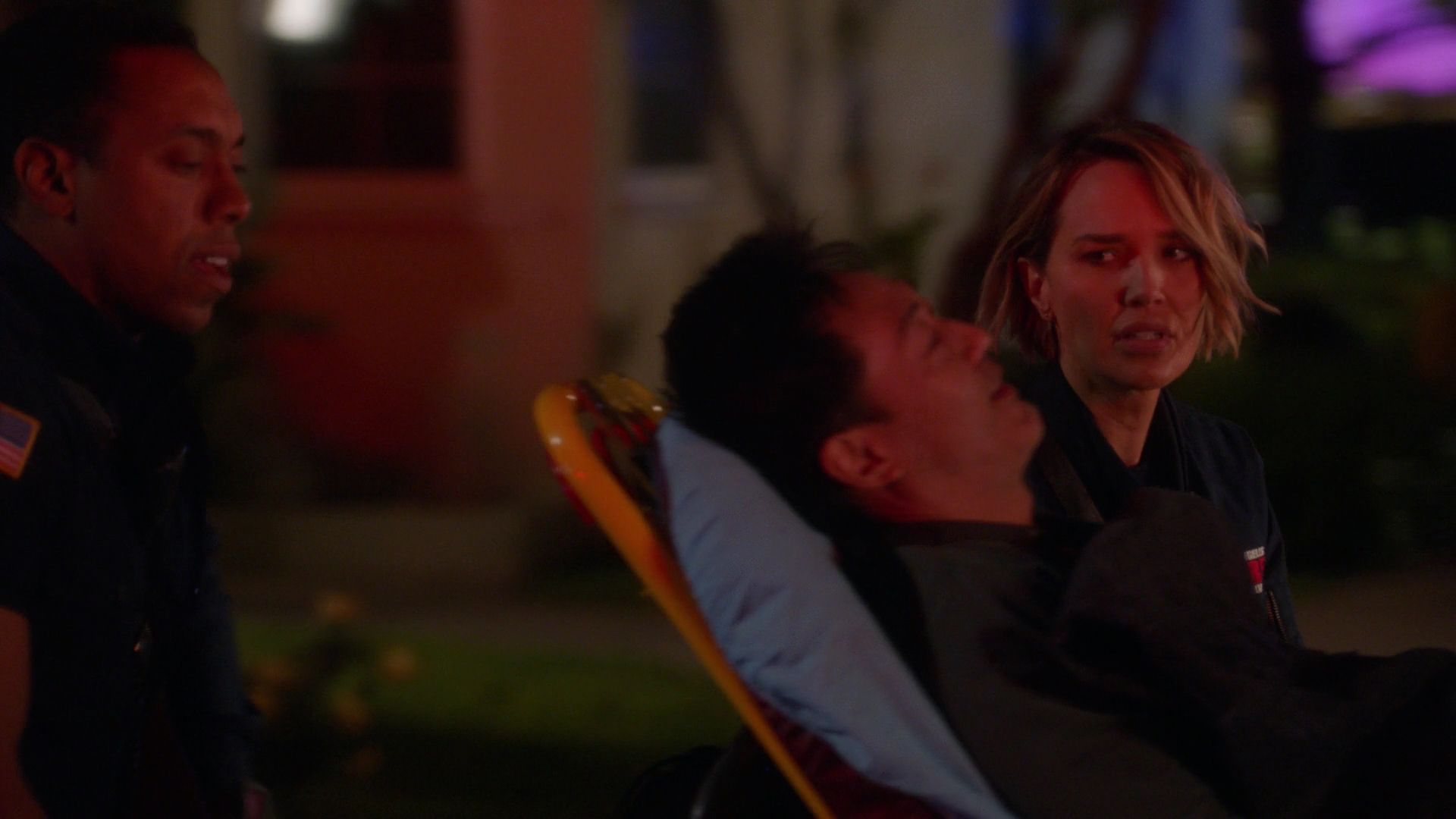 9-1-1-S05E17-030.jpg
