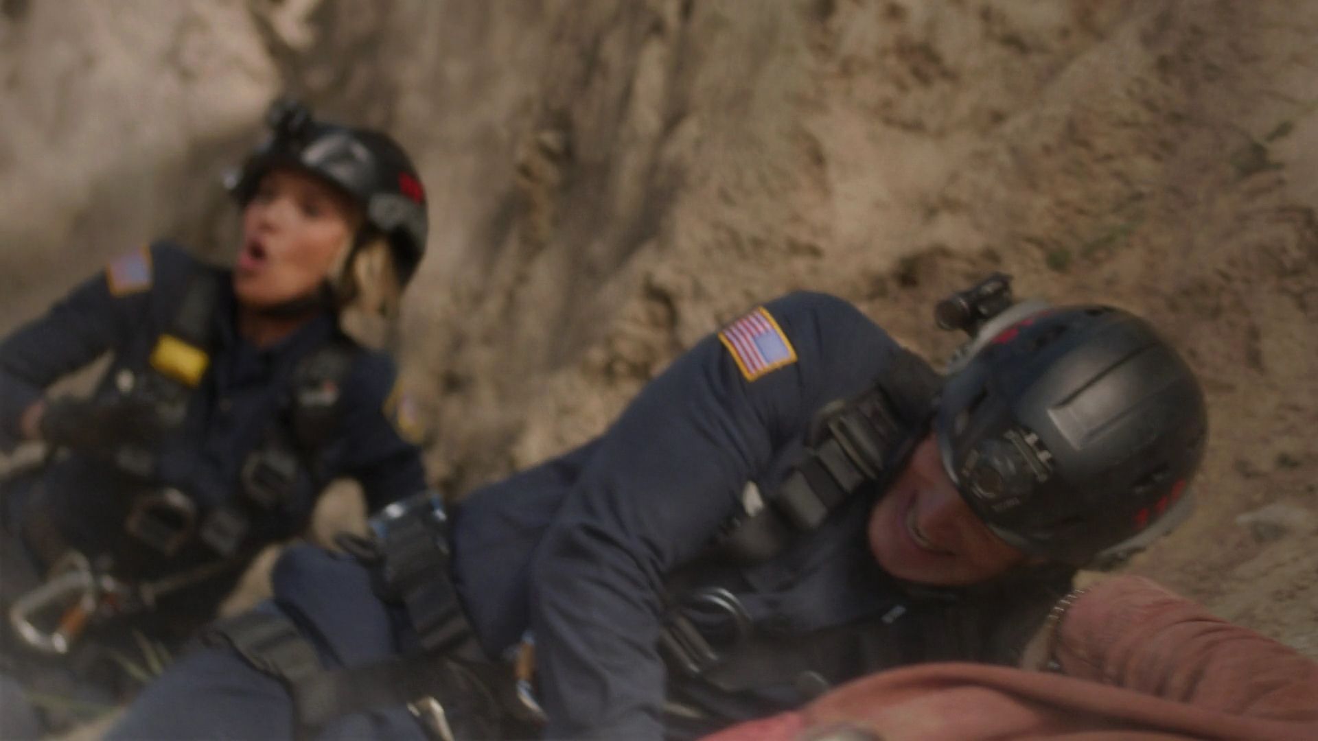 9-1-1-S05E18-024.jpg