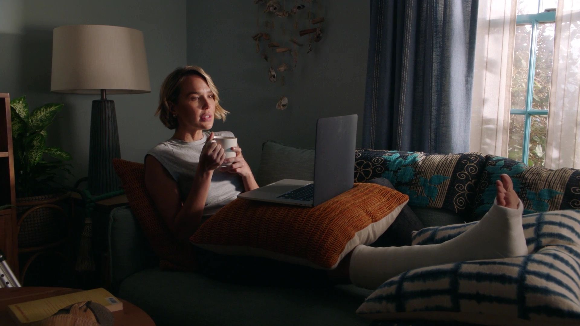 9-1-1-S06E01-005.jpg