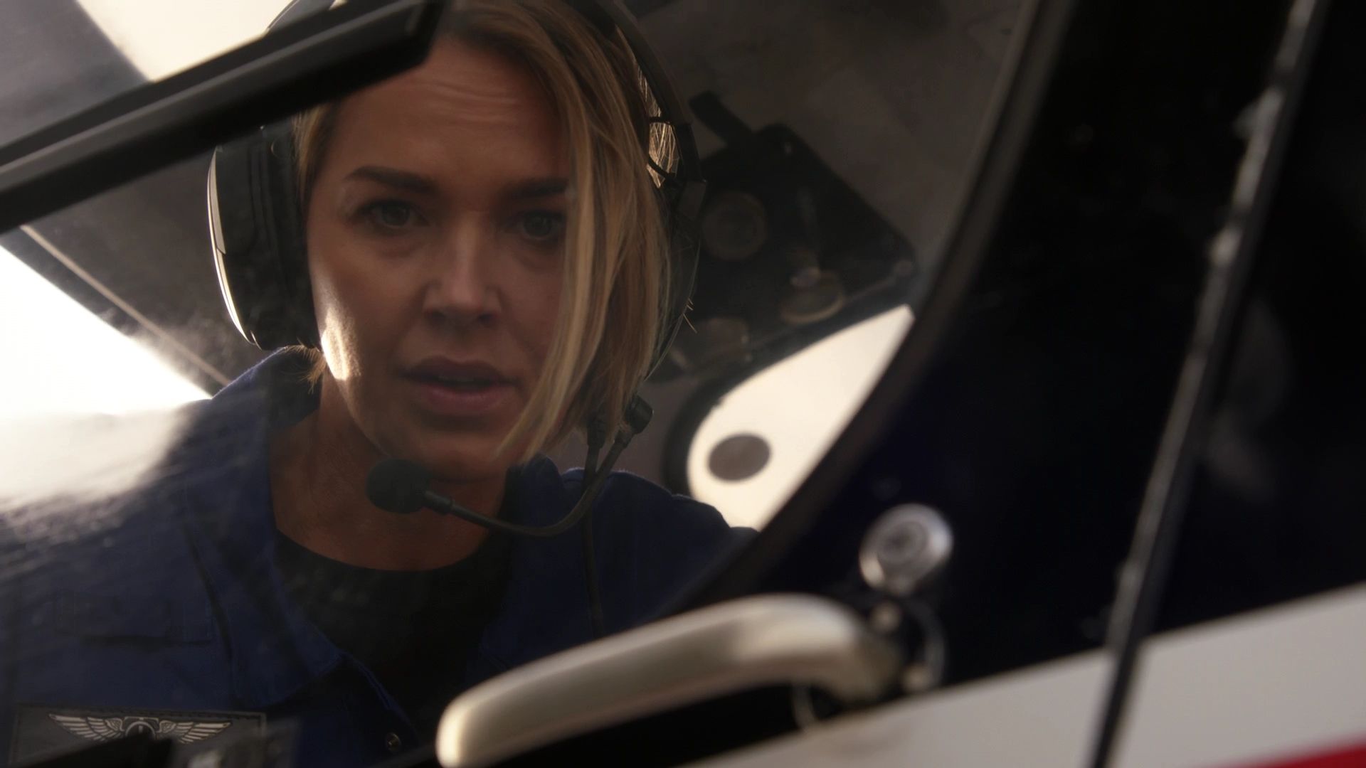 9-1-1-S06E18-026.jpg