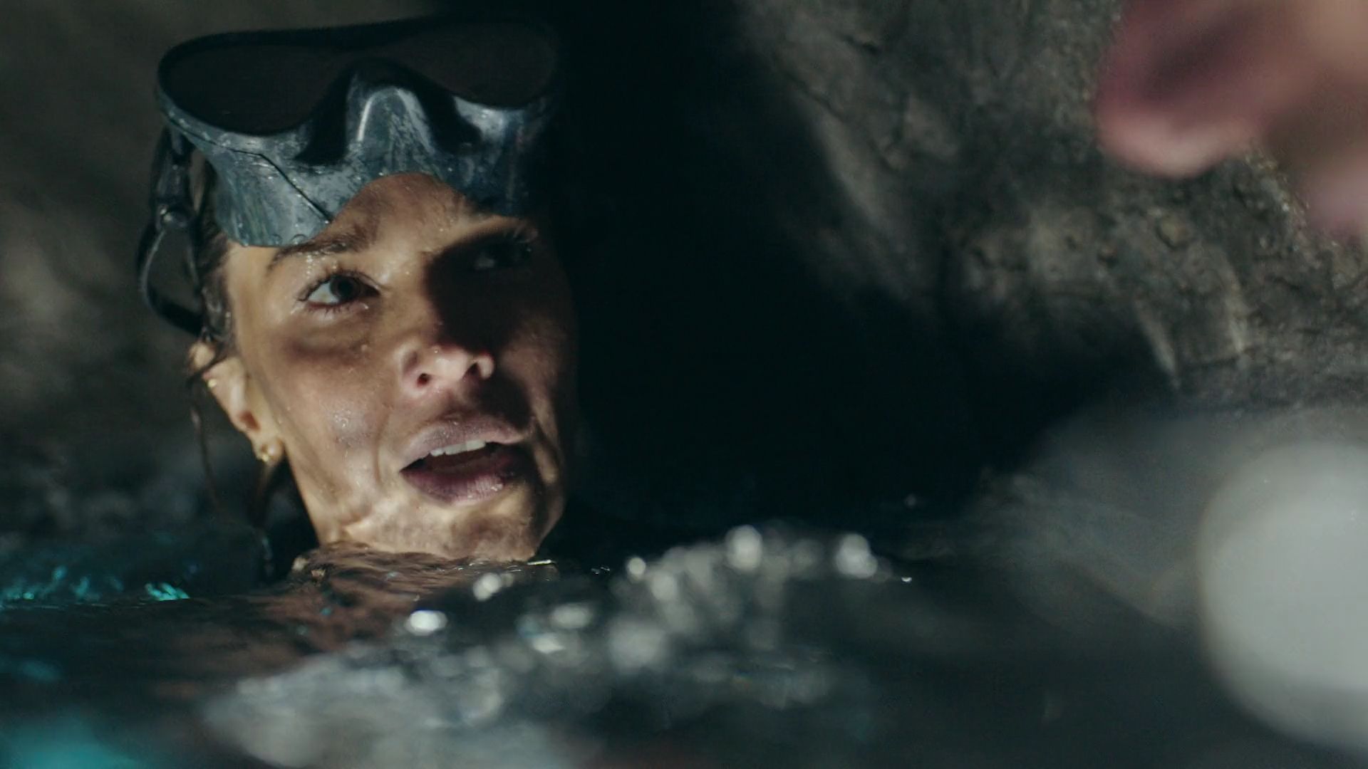 RescueHi-SurfS01E08-322.jpg