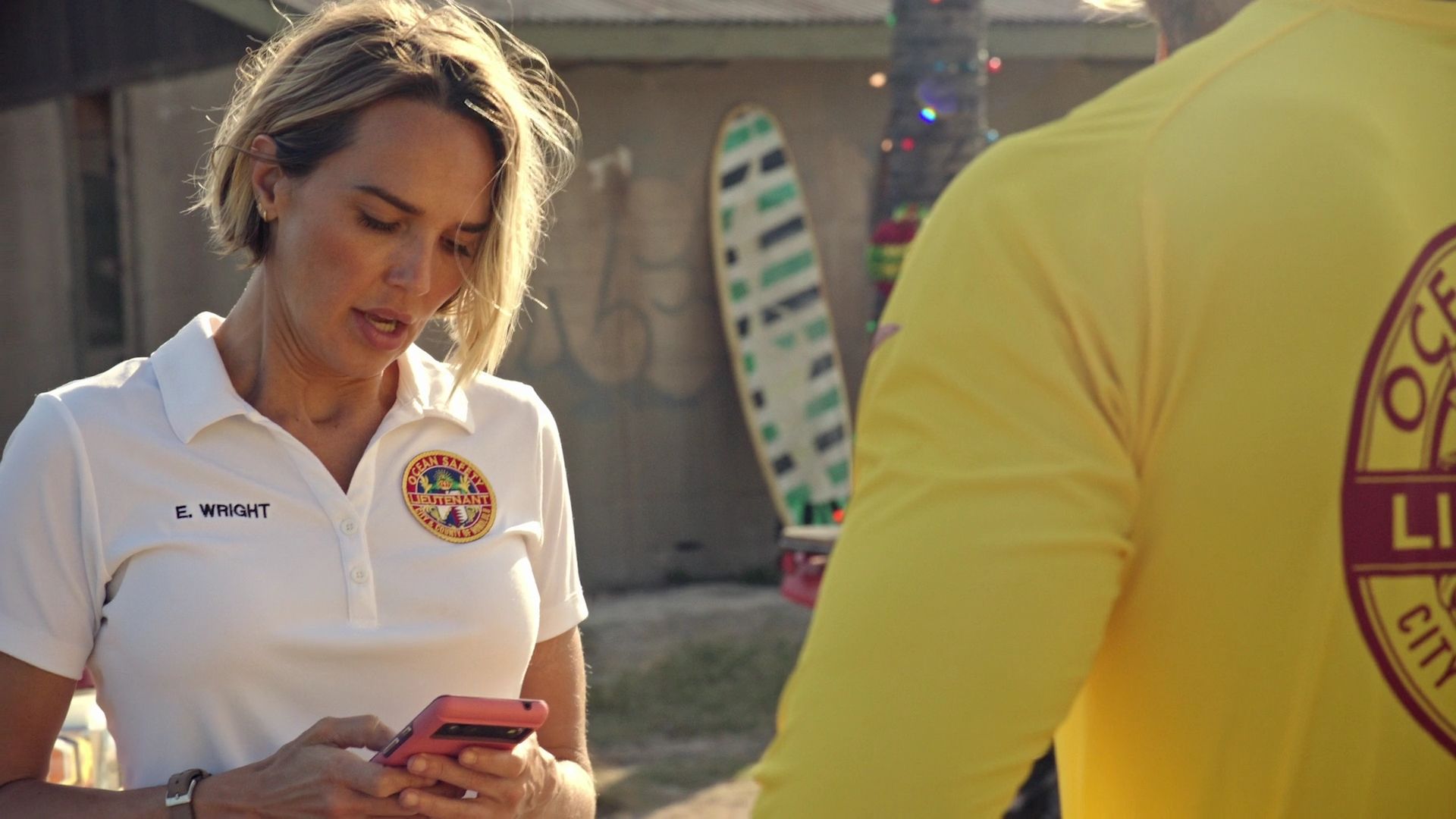 RescueHiSurfS01E09-188.jpg