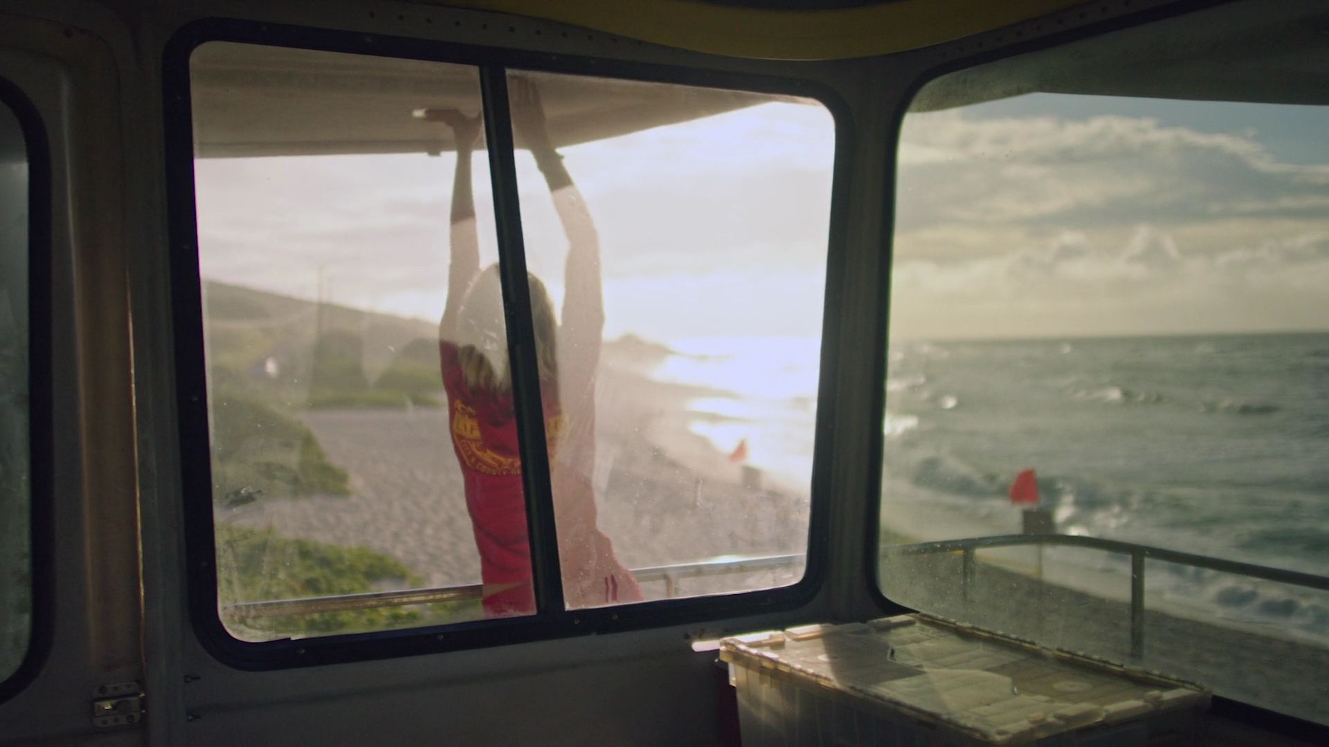 RescueHiSurfS01E12-231.jpg