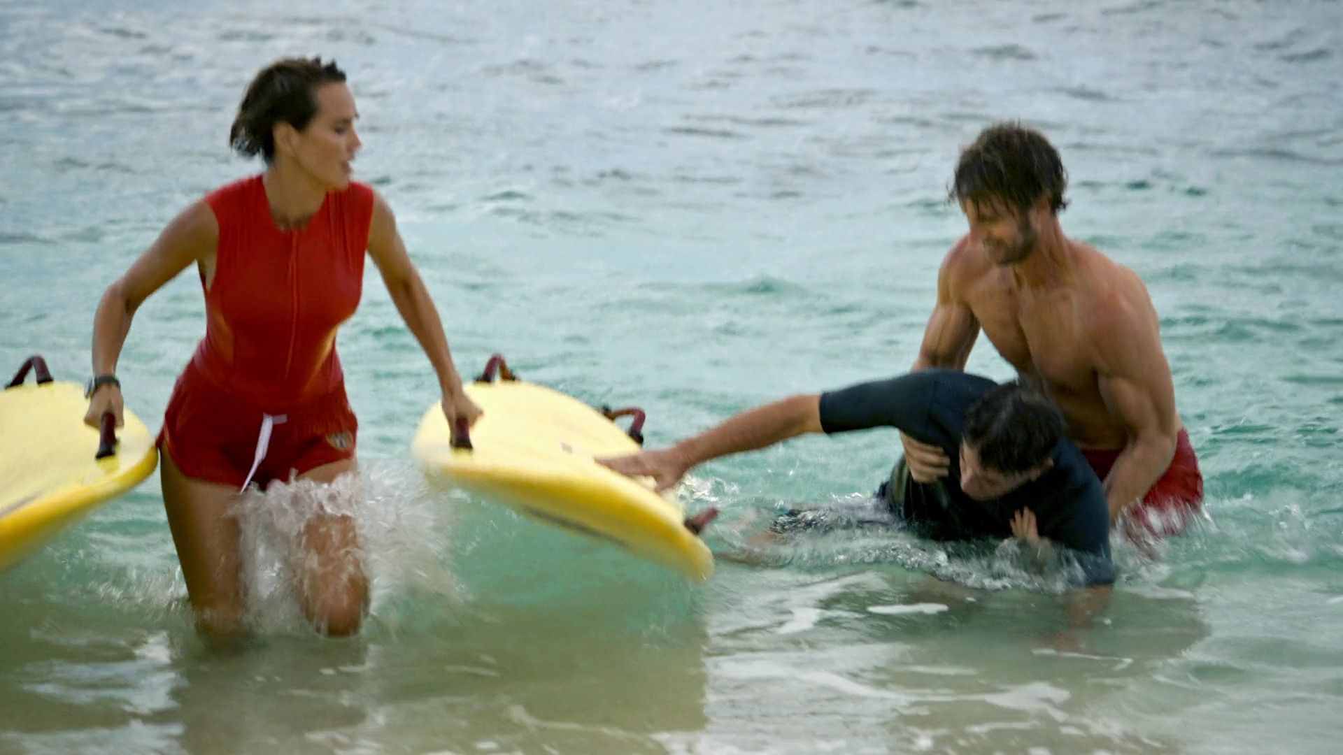 RescueHiSurfS01E17-201.jpg