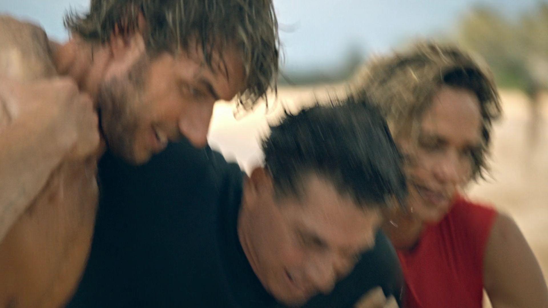 RescueHiSurfS01E17-206.jpg