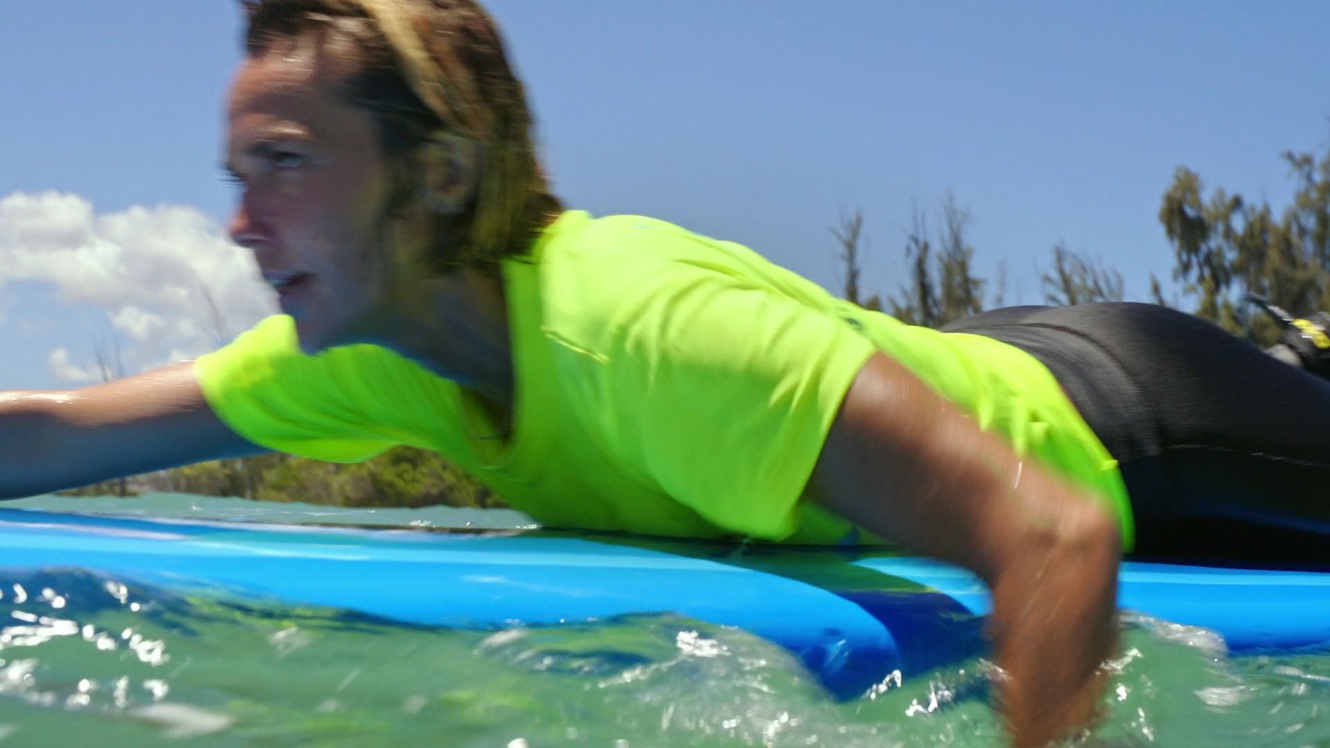 RescueHi-Surf-S01E18-224.jpg