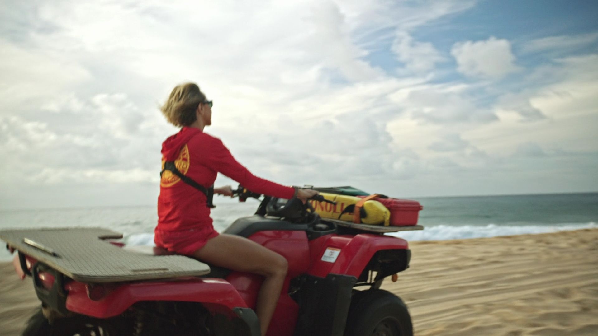RescueHi-Surf-S01E19-130.jpg