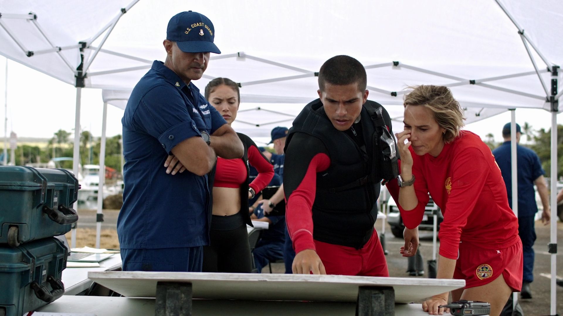 RescueHi-Surf-S01E19-203.jpg