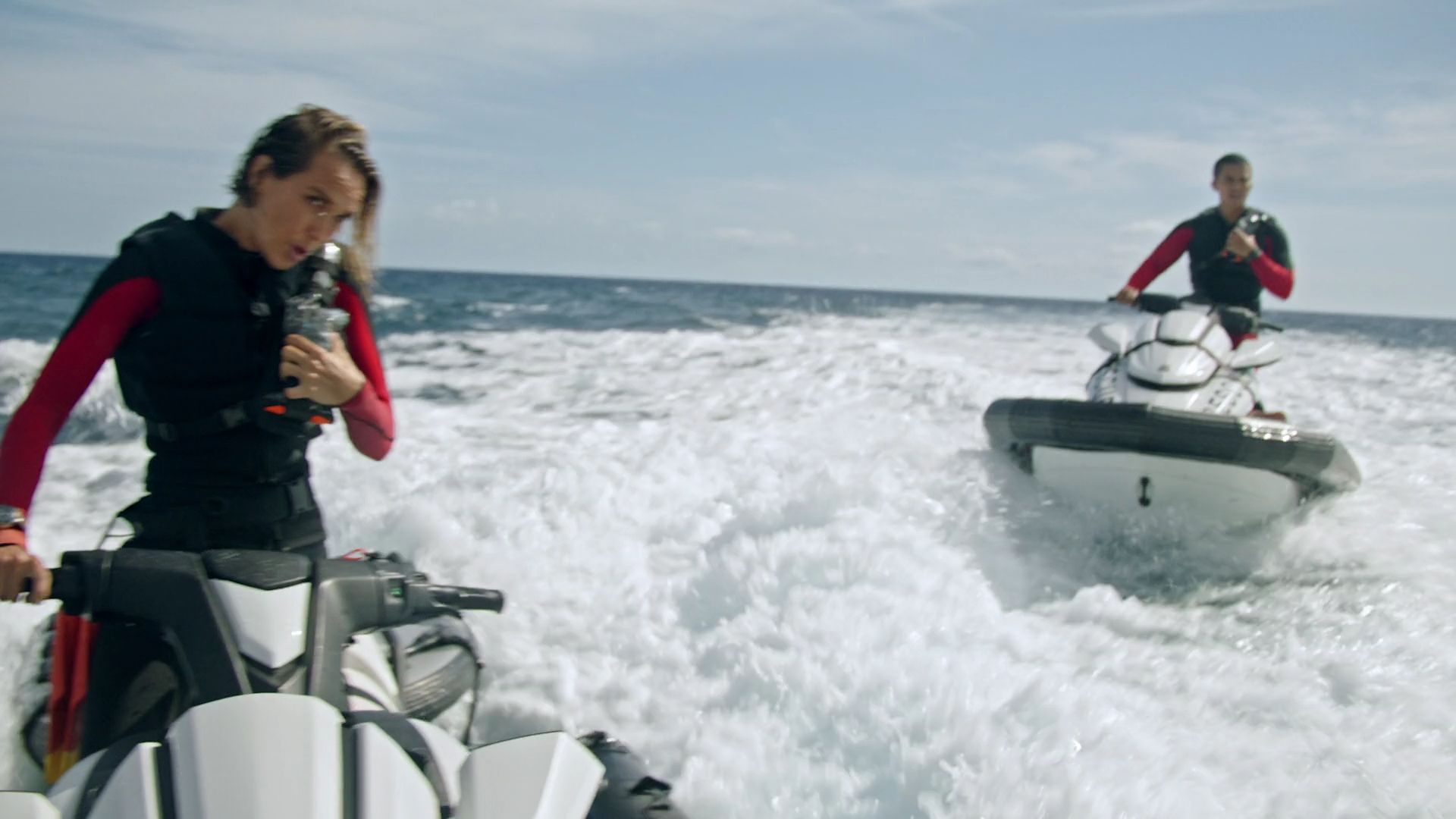RescueHi-Surf-S01E19-242.jpg
