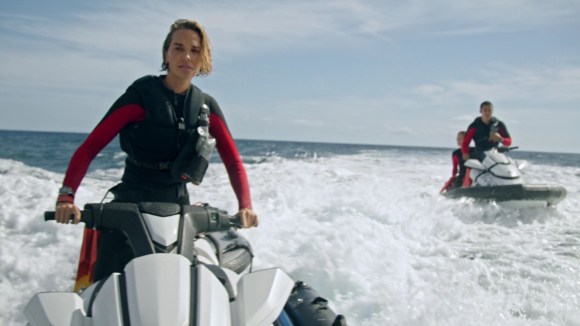 RescueHi-Surf-S01E19-244.jpg