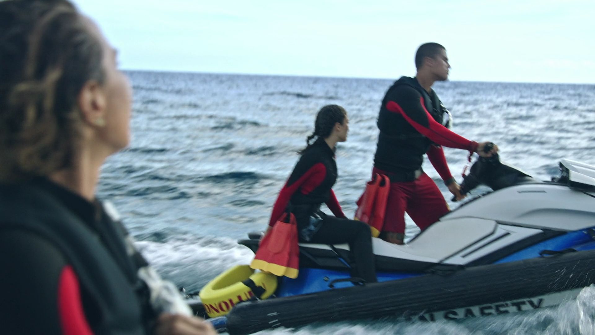 RescueHi-Surf-S01E19-250.jpg