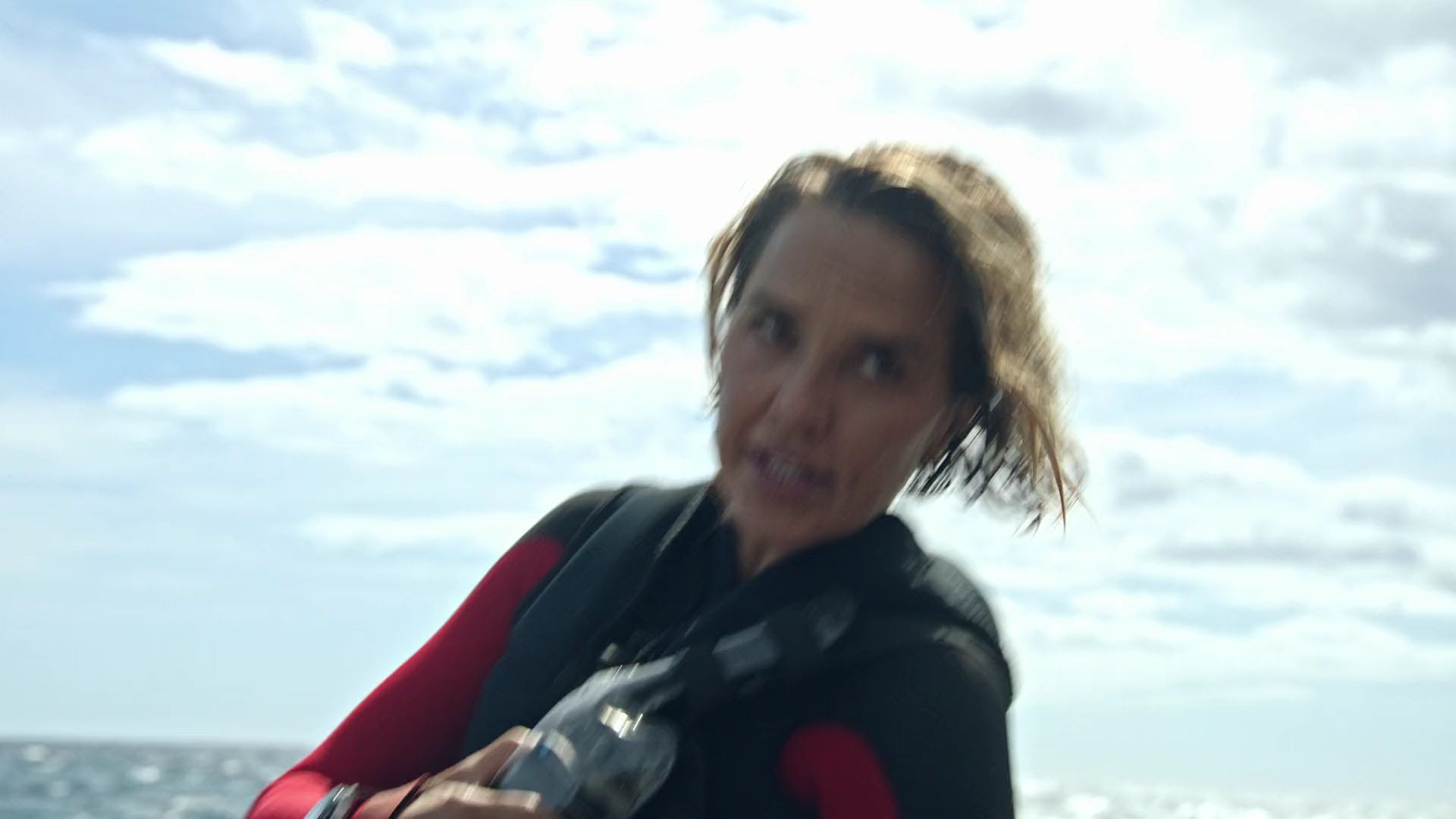 RescueHi-Surf-S01E19-259.jpg