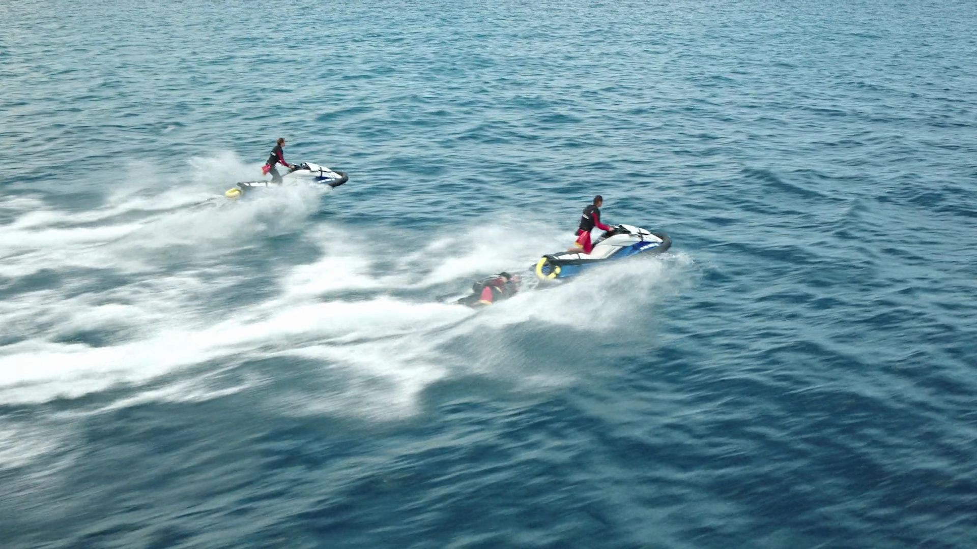 RescueHi-Surf-S01E19-273.jpg