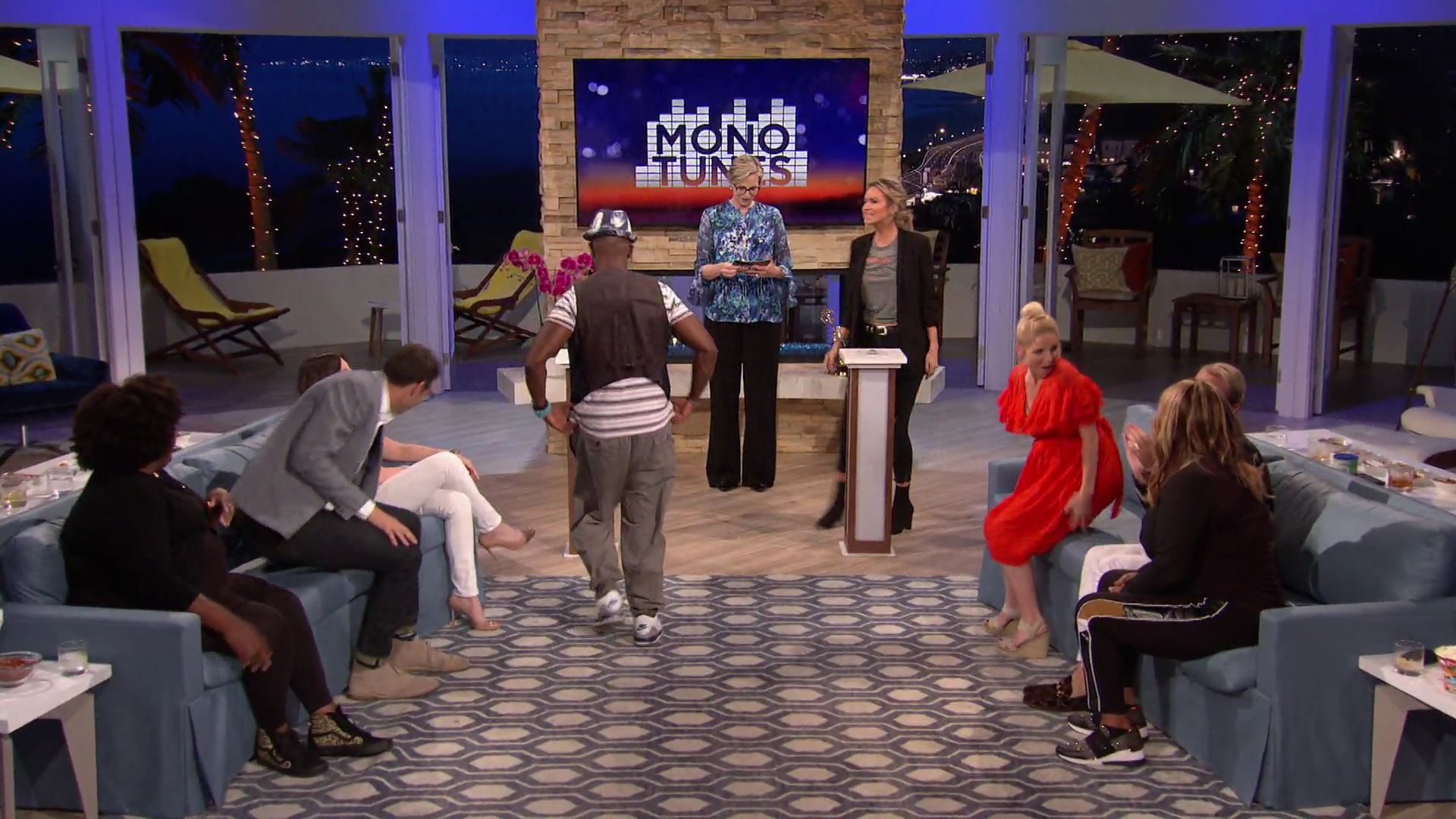 HollywoodGameNight-375.jpg