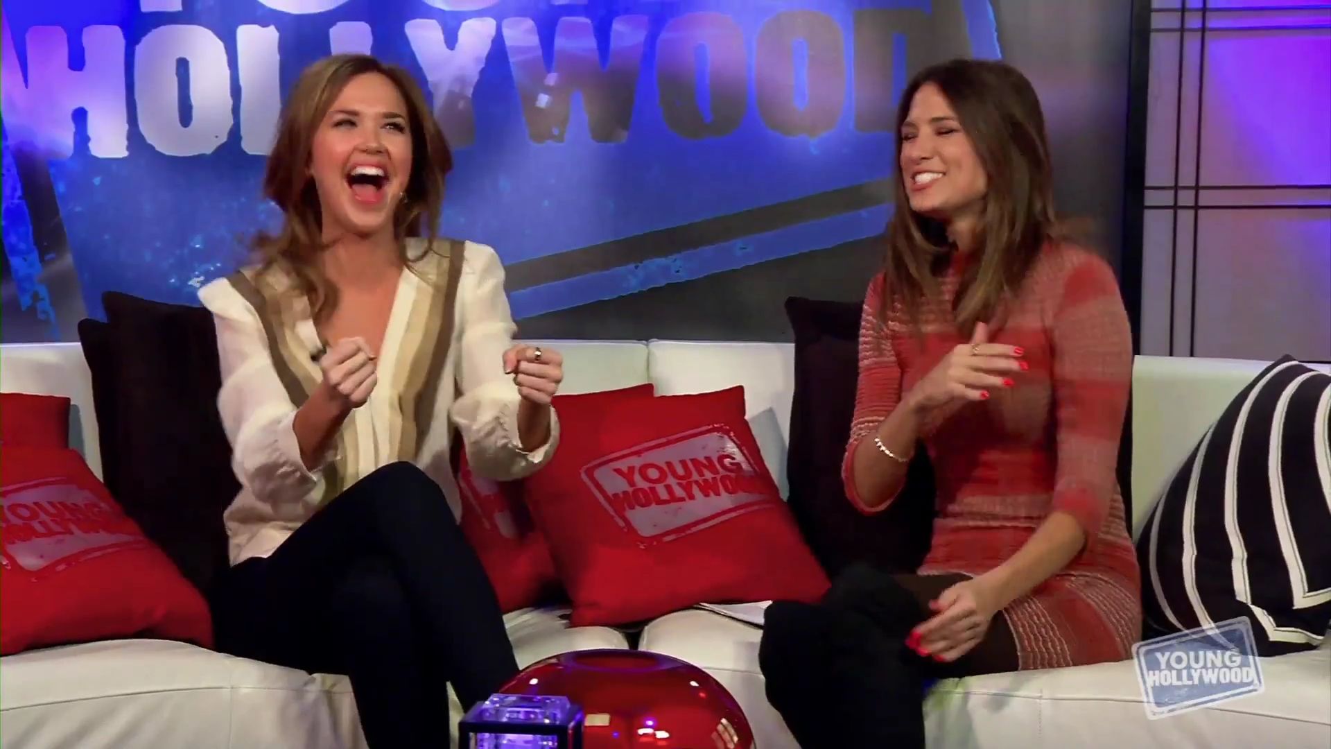YoungHollywood-11-29-2012_088.jpg