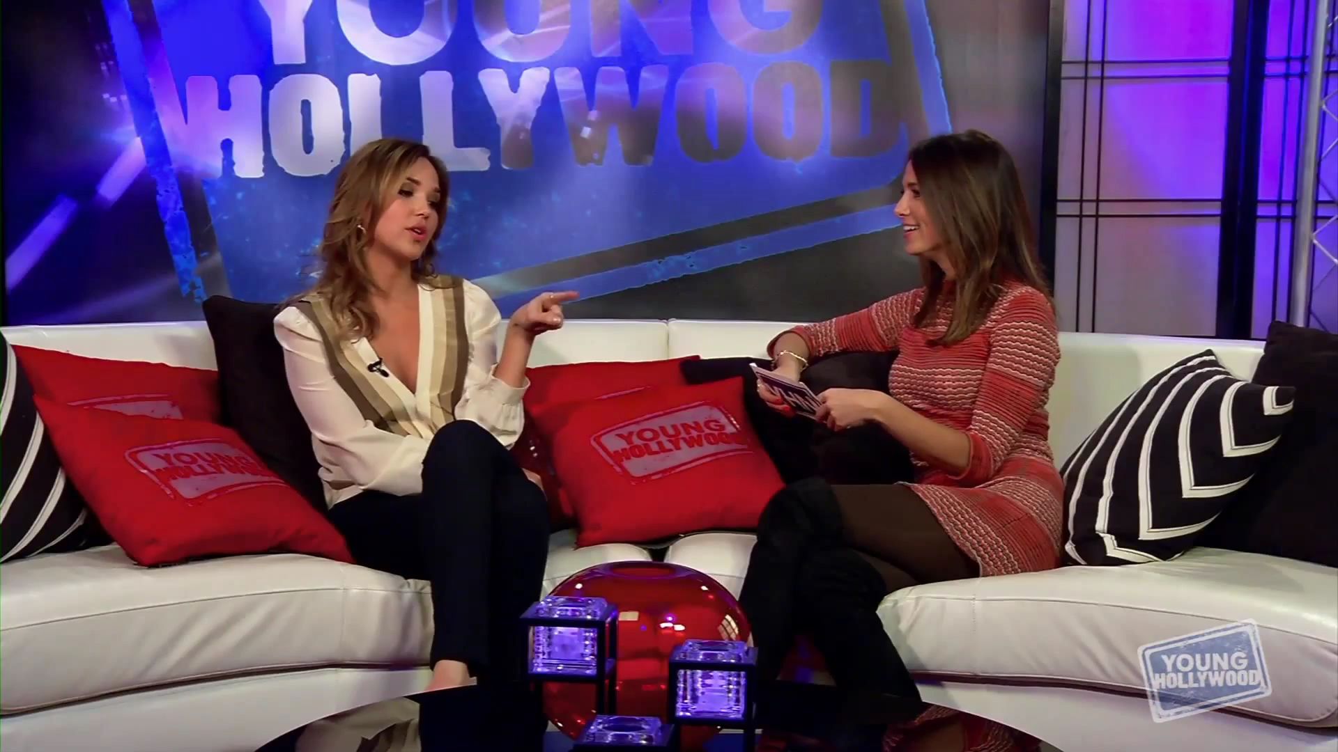 YoungHollywood-11-29-2012_232.jpg